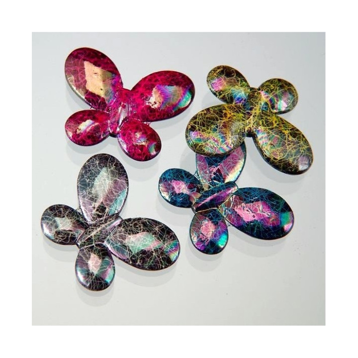 FARFALLA IN PLASTICA COLORI ASSORTITI  44x32 mm. Confezione da 0,5 KG.