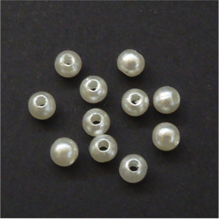GRANO IN MADREPERLA Ø 4  98 PZ PER FILO. Confezione da 1 KG.
