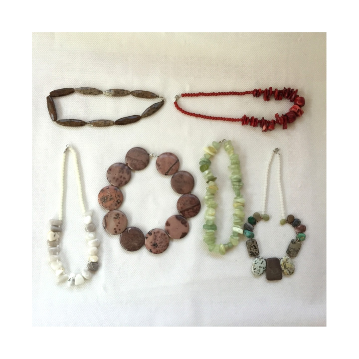 COLLANA IN PIETRA NATURALE