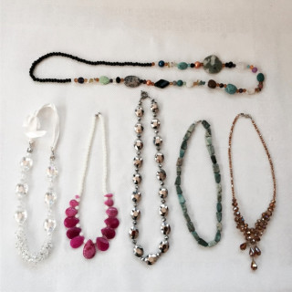COLLANA PIETRA NATURALE E SEMICRISTALLI 6 PEZZI