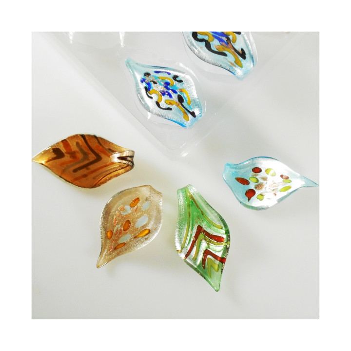 FOGLIA GRANDE VETRO BASE ARGENTO DECORI ASSORTITI