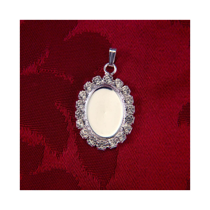 PENDENTE MEDIO OVALE CON STRASS  MISURA ESTERNA 2 x 2,5 h cm MISURA INTERNA 1,1 x 1,6 h CM