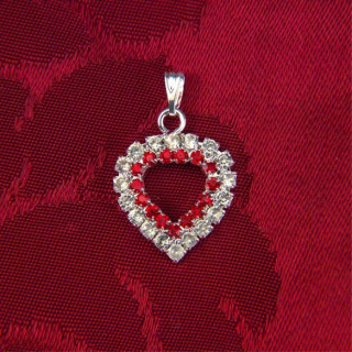 PENDOLO FORMA CUORE CON STRASS VUOTO DENTRO MISURA 1 x 1 cm