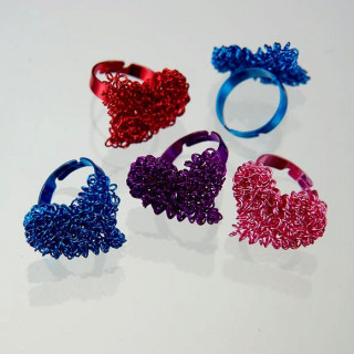 ANELLO CUORE DI FILO IN METALLO COLORI ASSORTITI 25 mm