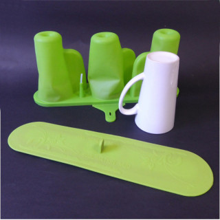 STAMPO IN SILICONE A 3 TAZZE