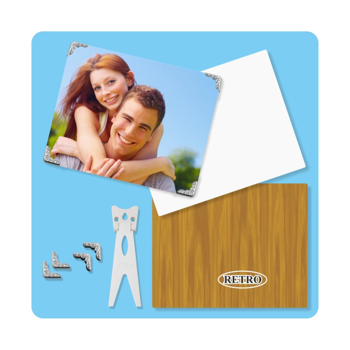 MDF BIANCO SUBLIMABILE 15x15 cm SPESSORE  3 mm CON ANGOLI METALLO NIKEL E PIEDINI