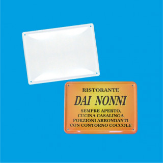 TARGA METALLO CORNICE IN RILIEVO CON FORI 130x180x0.3 PRONTA PER LA SUBLIMAZIONE