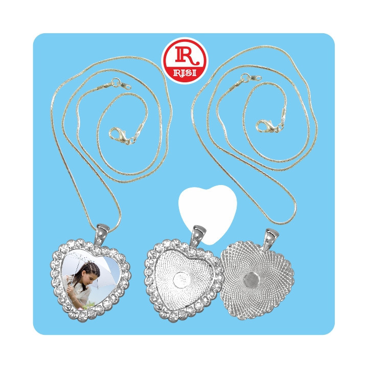 PENDENTE IN ZAMA E STRASS CUORE 35x35x3,5 mm CON CATENINA ARGENTATA 45 cm