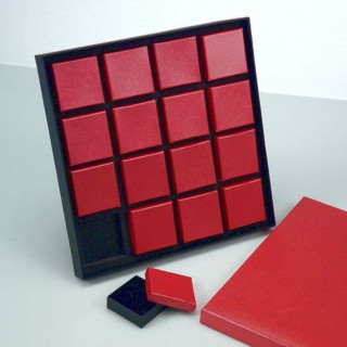 ESPOSITORE SCATOLINA NERA/ROSSA PICCOLA CON SPUGNA