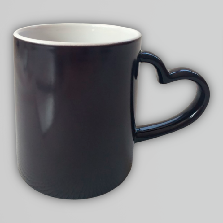 TAZZA MAGICA CON MANICO A CUORE