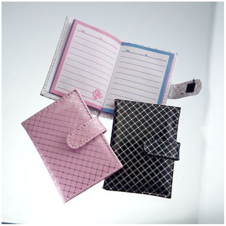 BLOCK-NOTES A RIGHE CON TAGLIO PER  MINI COLORI ASSORTITI - BIANCO,NERO,ROSA 11x9cm
