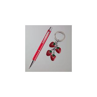 PORTACHIAVE CON FRAGOLE ROSSE CON PENNA ABBINATA