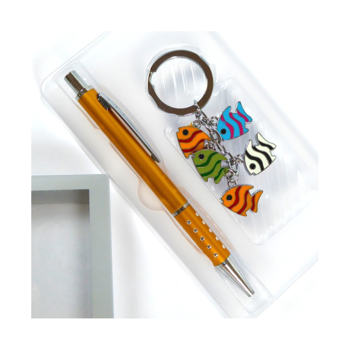 PORTACHIAVI CON PESCI VARI COLORI CON PENNA ABBINATA
